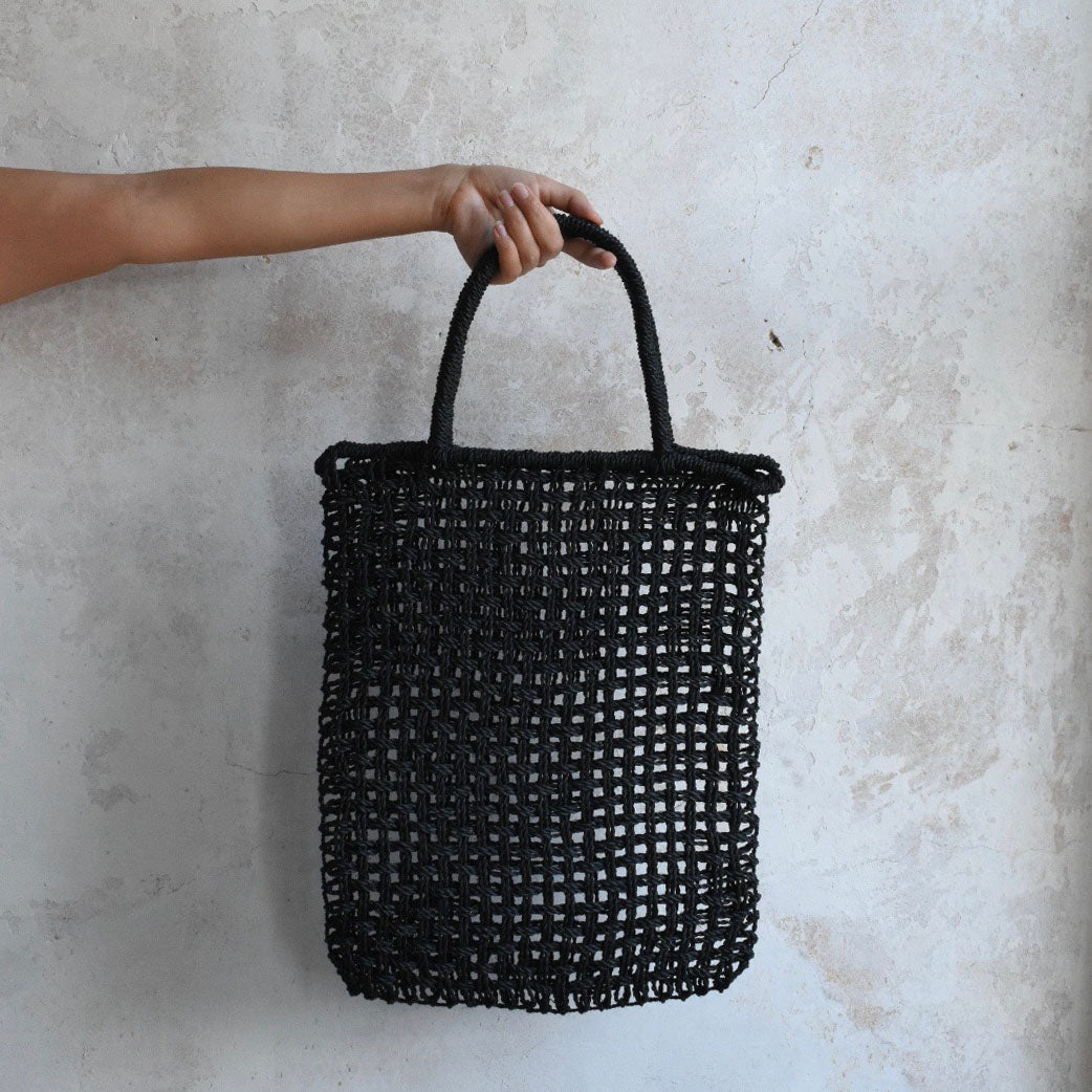 Toby Square Macrame Bag | Black